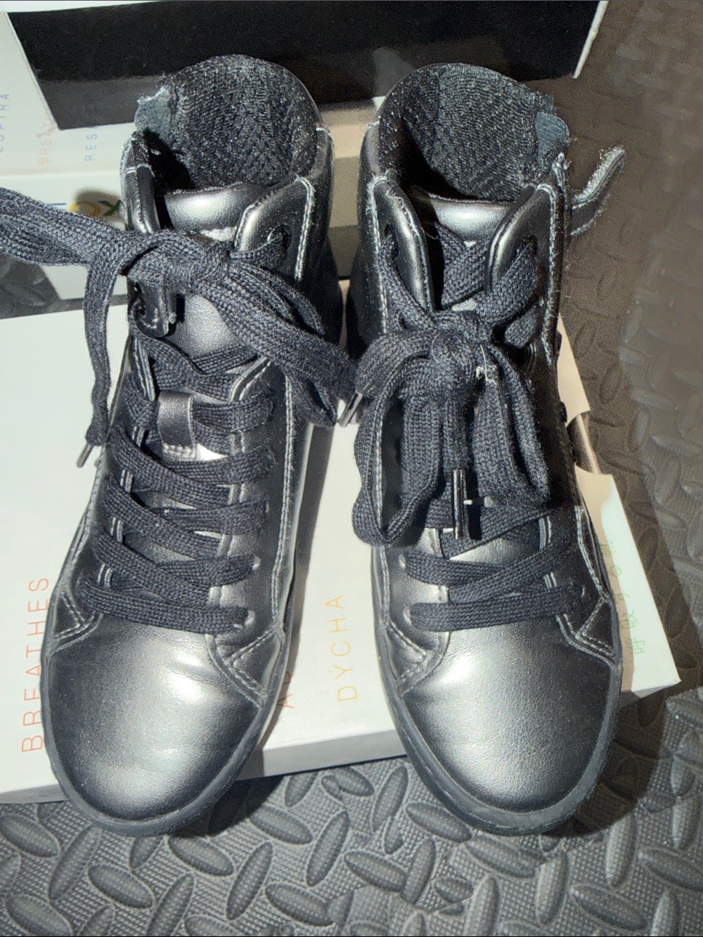 Geox Women's Black High-Top Leather-Look Sneakers